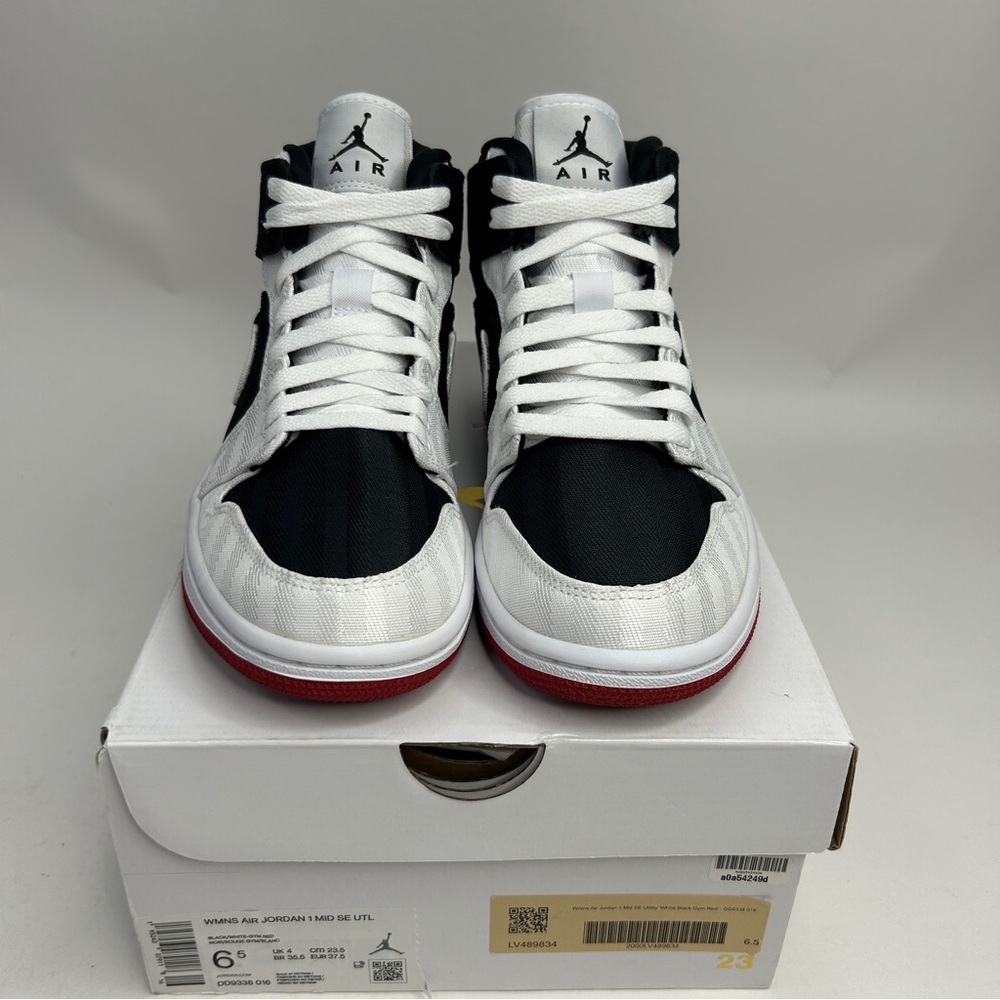 Nike AIR Jordan 1 Mid SE WMNS “Utility/Black Gym Red” 2023 - Picture 2 of 4